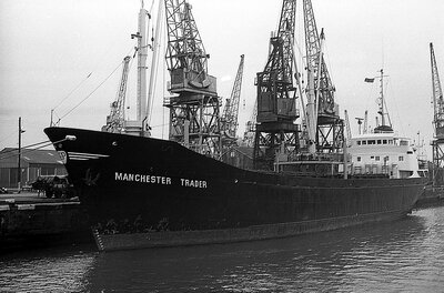 manchester trader 231175 x1.jpg