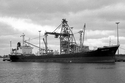 ocean explotar 010276 x1.jpg