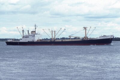 JADE BAY 290882a.jpg