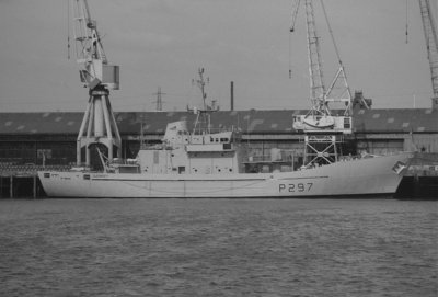 HMS GUENSEY   20-7-1979.jpg