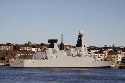 18) HMS Duncan (09.02.15).jpg