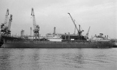 T - ESSO YORK   1966-68.jpg