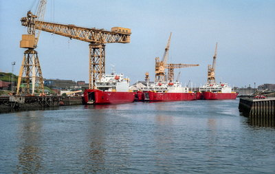 Superflex Collection, 24 April 1988_1.jpg