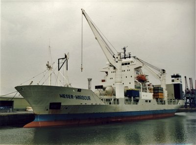 Weser-Harbour (dev-atg 2-8-01 Gy).jpg