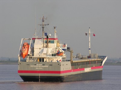 OOSTERSCHELDEBORG100705E.jpg