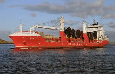 Mick bow _edited-2.jpg