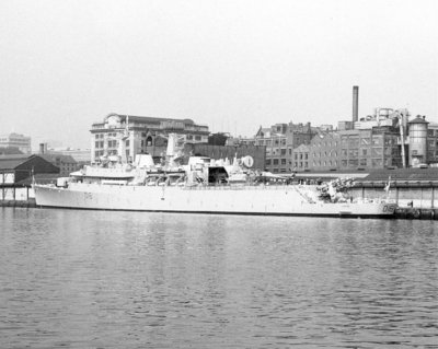 HMS LONDON   MAY 1972.jpg