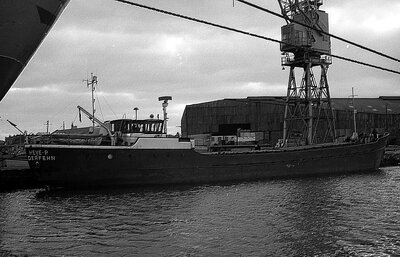 heye-p 010276 x2.jpg