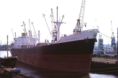 NICOLAOS D.L. 0376a.jpg